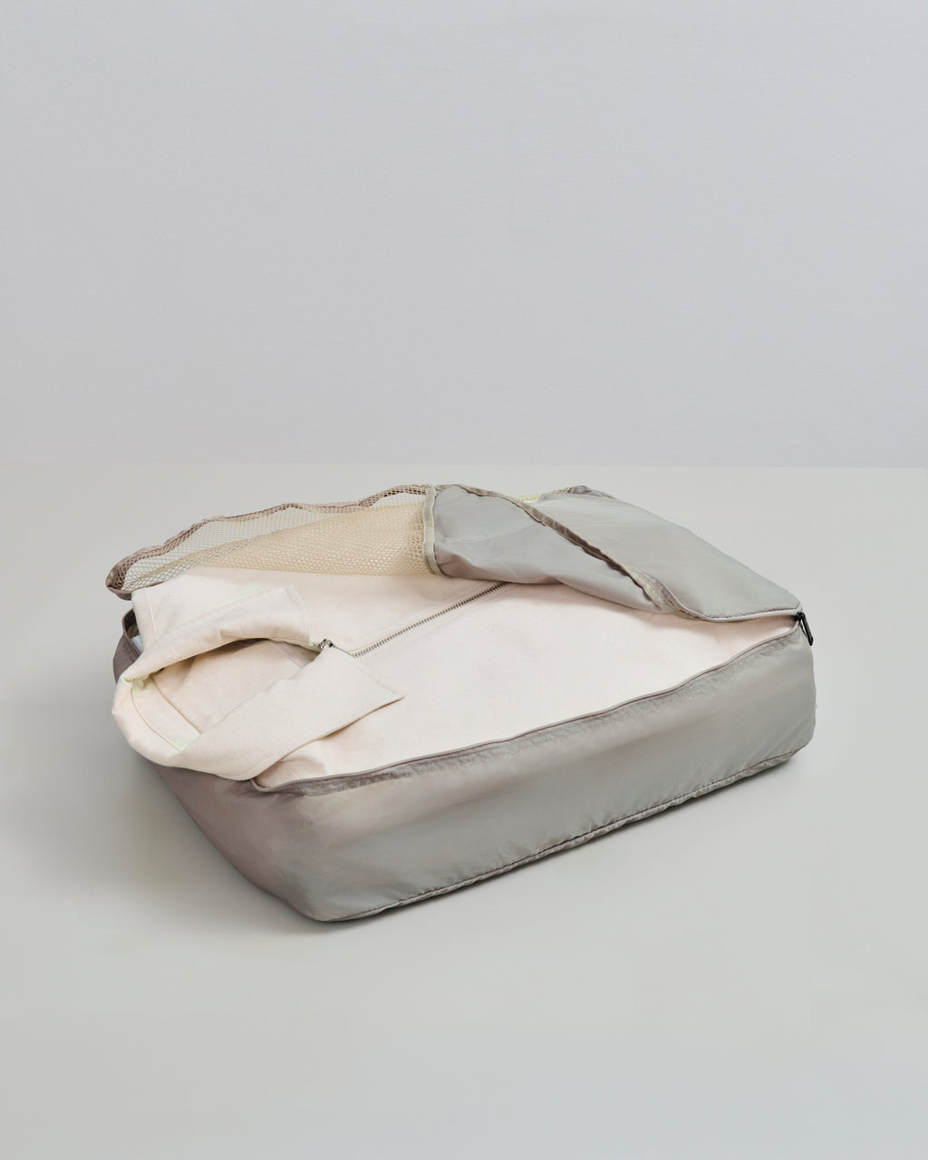 Day RE-Suitcase Packing Set