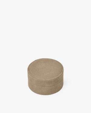 Day Velvet Jewelry Round