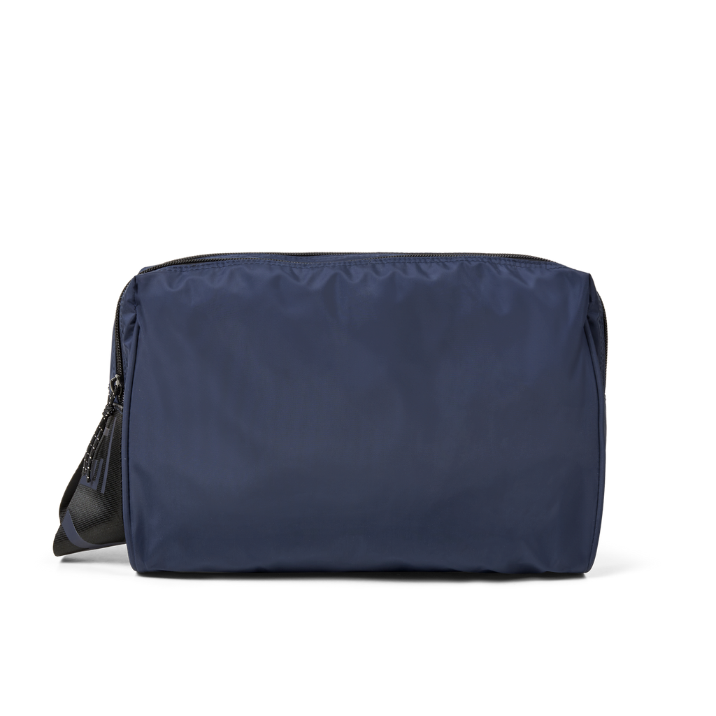 Day GW RE-Unigraph Washbag B