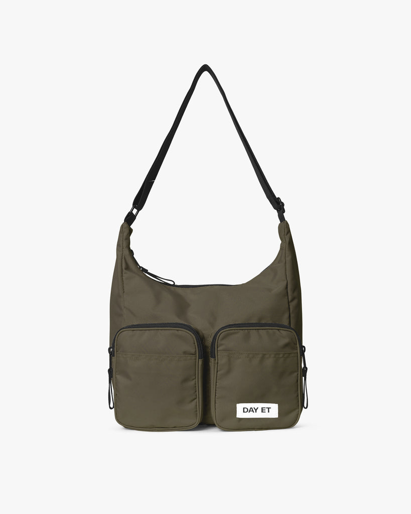 Day Gweneth RE-S CB D Tri