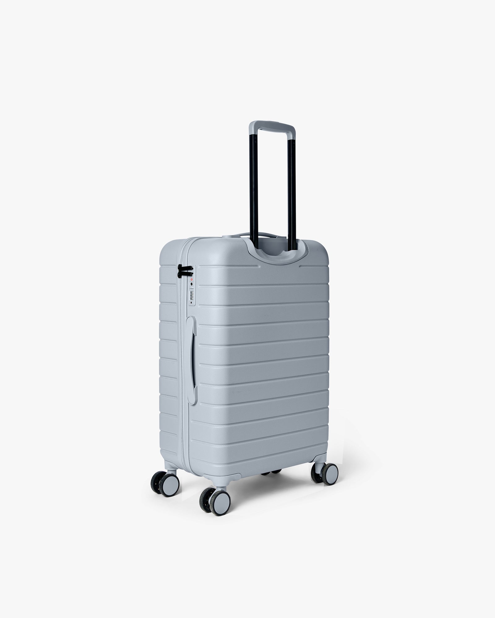 Medium 24" Tonal Logo Check-In Kuffert