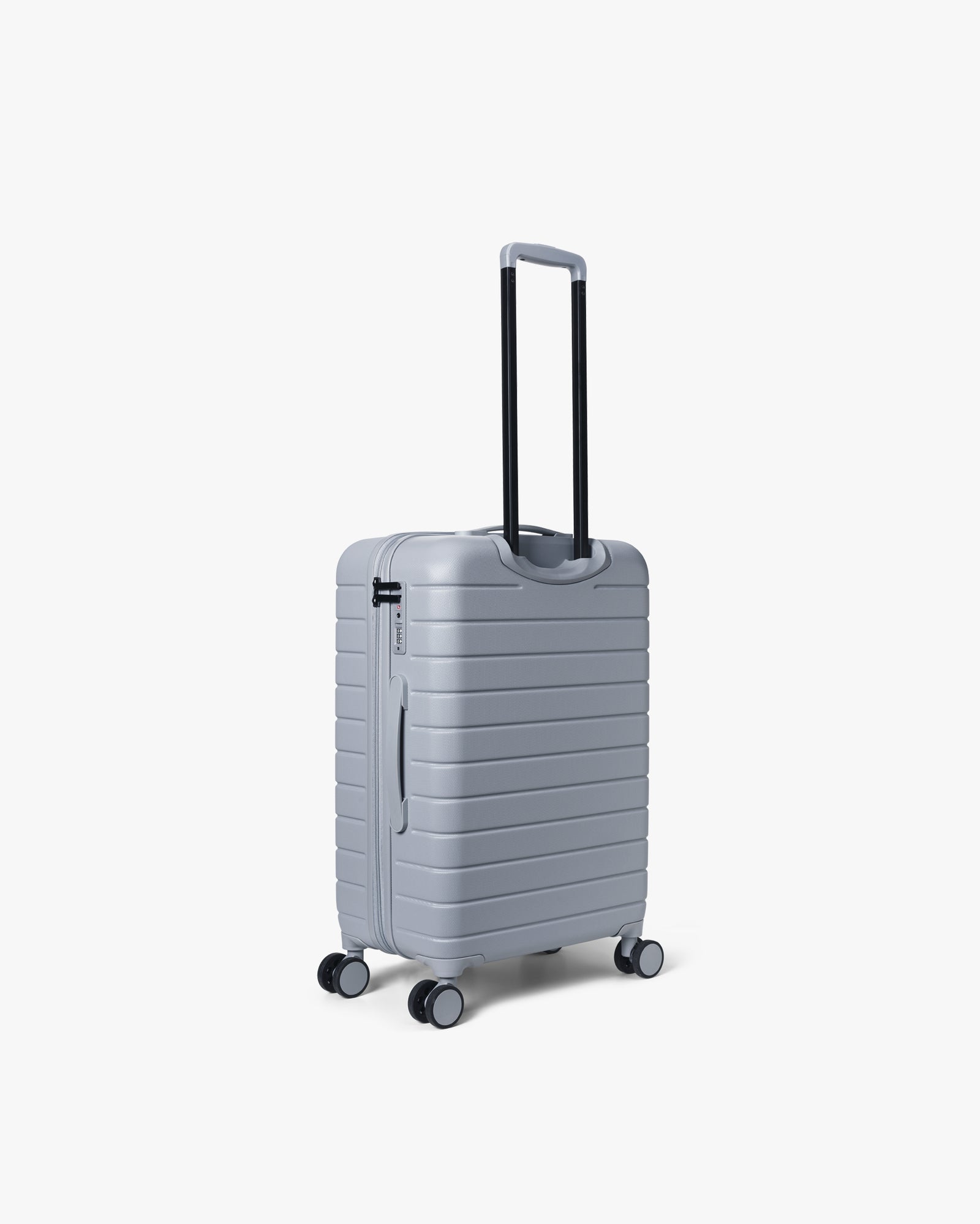 Medium 24" Tonal Logo Check-In Kuffert